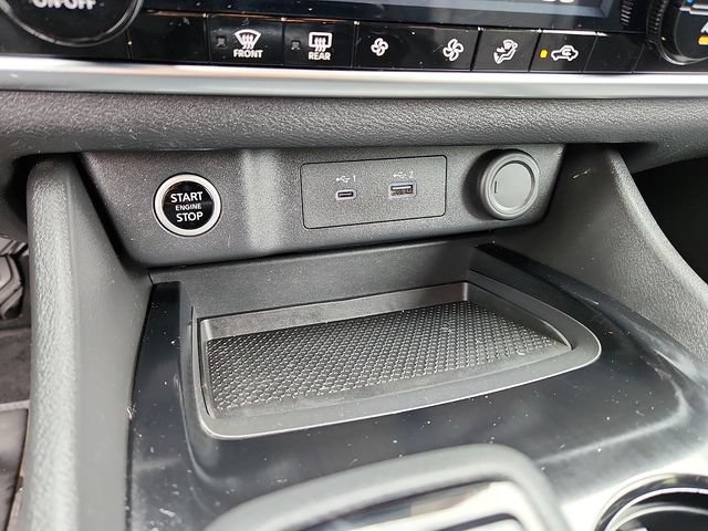 Used 2023 Nissan Rogue SV AWD/4WD image 24