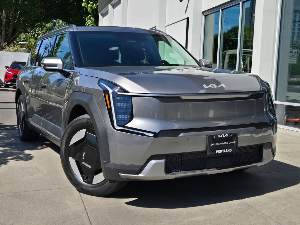 Certified 2024 Kia EV9 Wind