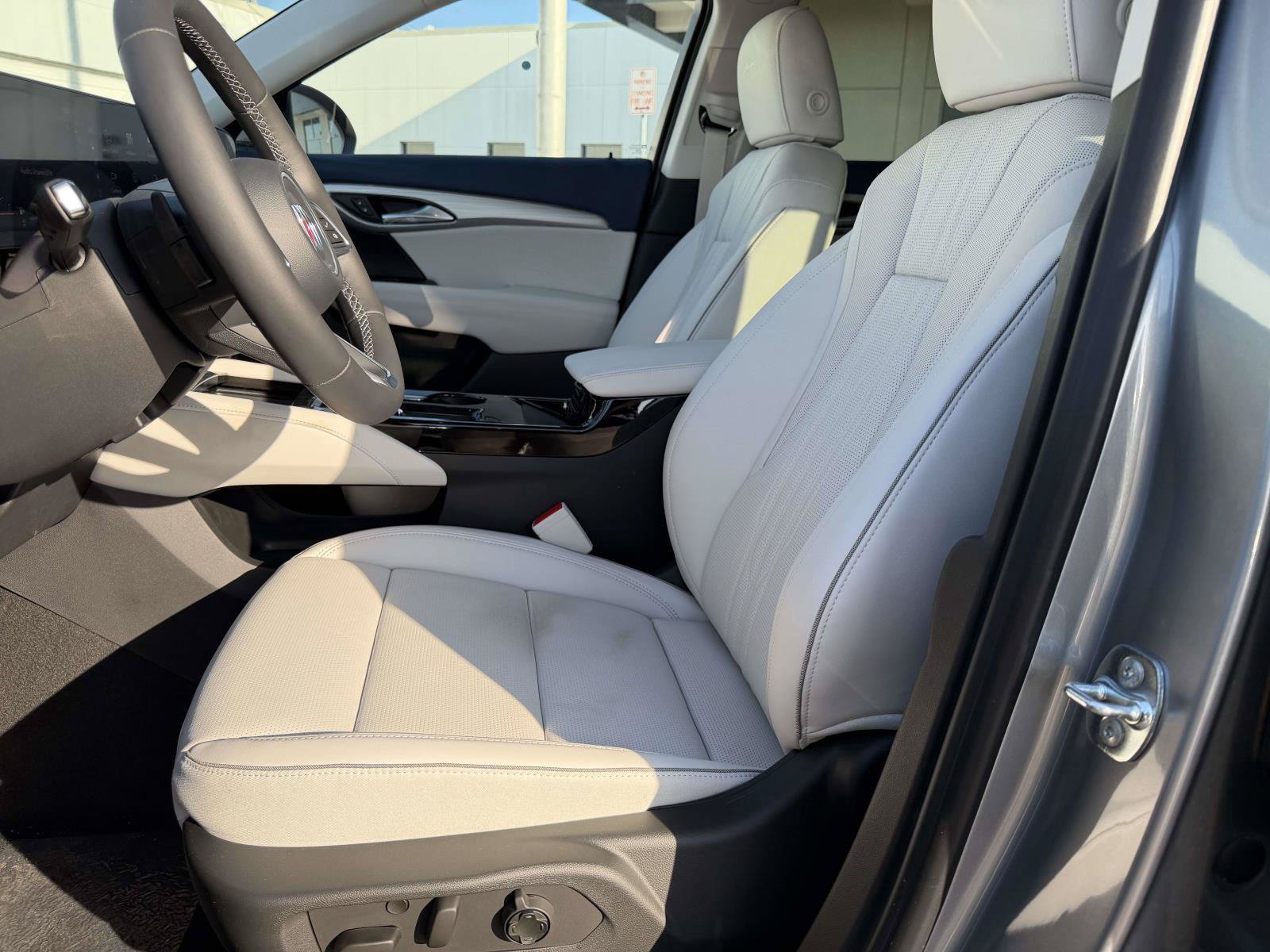 New 2026 Buick Envision Avenir AWD/4WD image 7