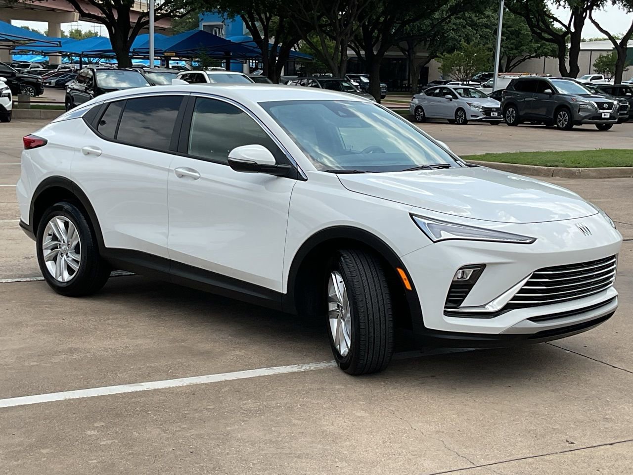 Used 2025 Buick Envista Preferred image 4