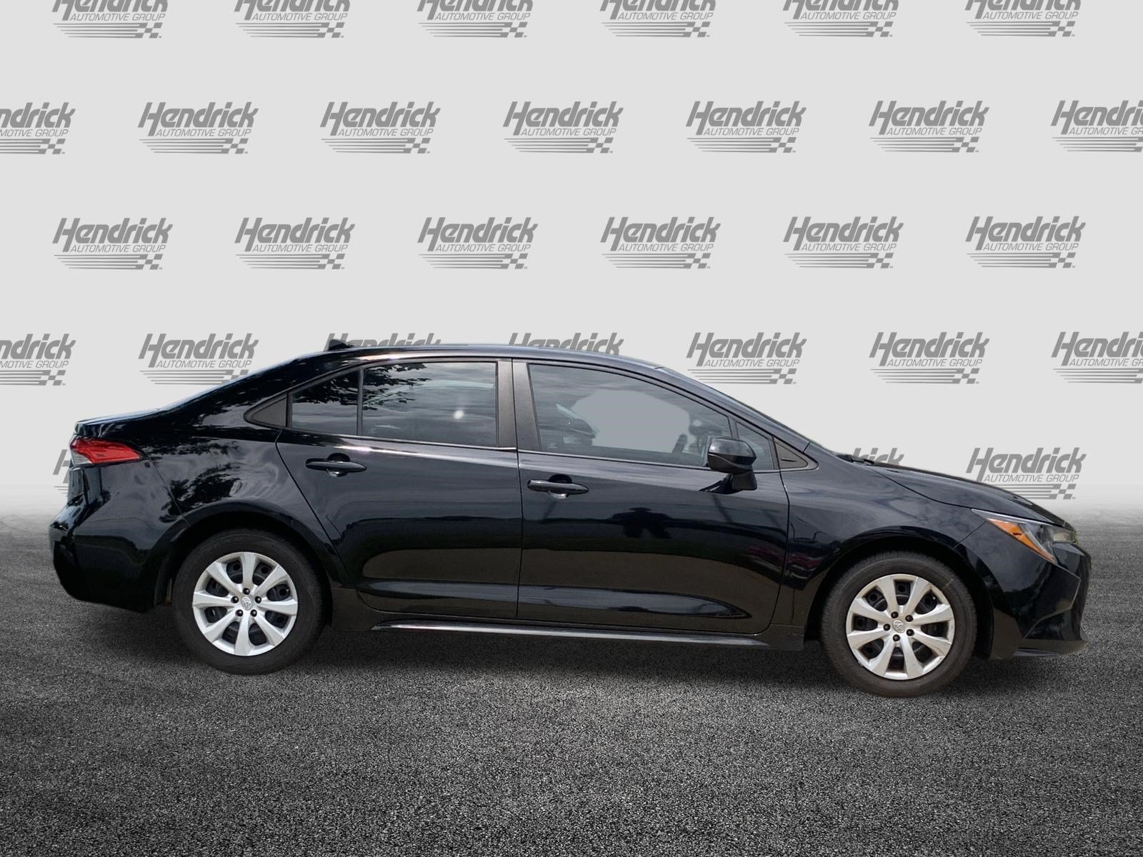 Used 2021 Toyota Corolla LE FWD image 11