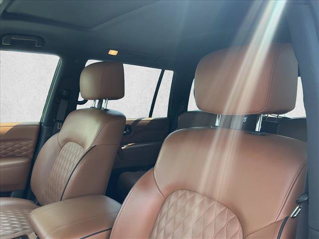 Used 2023 INFINITI QX80 Sensory w/ Cargo Package AWD/4WD image 12