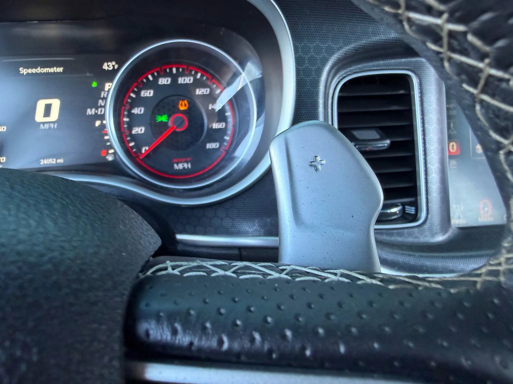 Used 2016 Dodge Charger SRT w/ Technology Group image 36