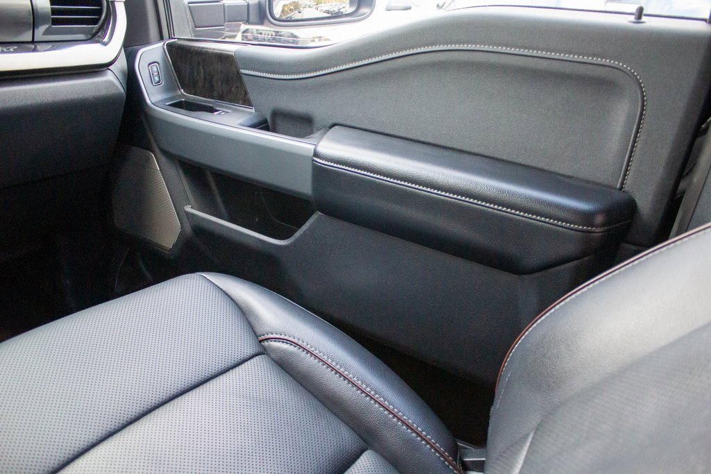 Used 2024 Ford F250 Lariat w/ Sport Appearance Package image 20