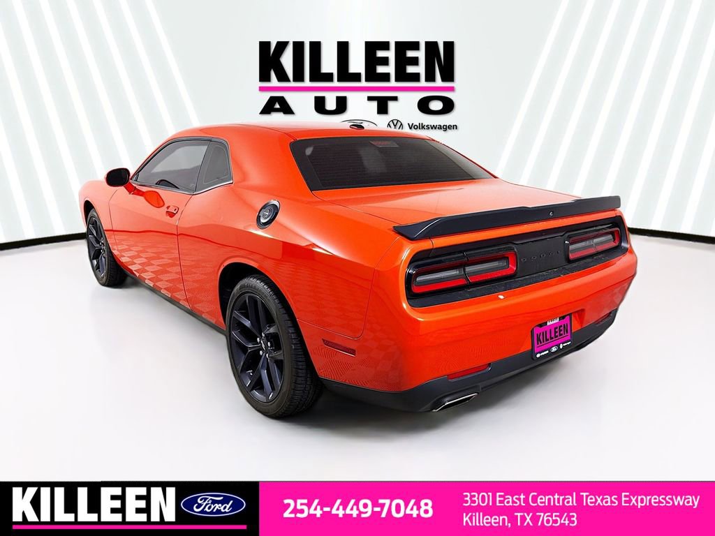 Used 2023 Dodge Challenger SXT w/ Blacktop Package image 6