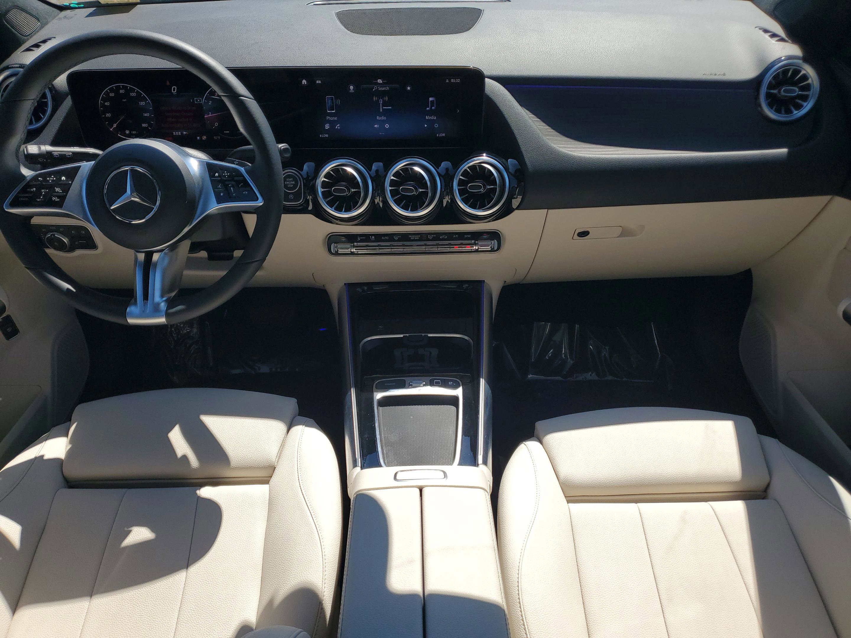 Certified 2025 Mercedes-Benz GLA 250 image 15