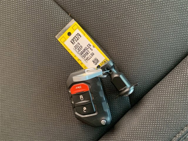 Certified 2019 Jeep Wrangler Sport image 43