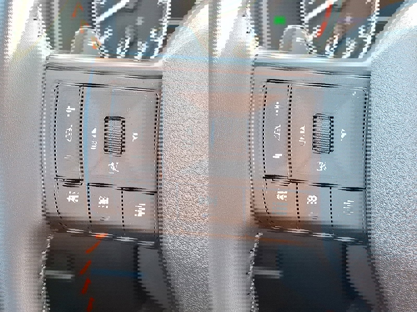 Used 2025 Nissan Rogue Rock Creek w/ Rock Creek Premium Package image 20