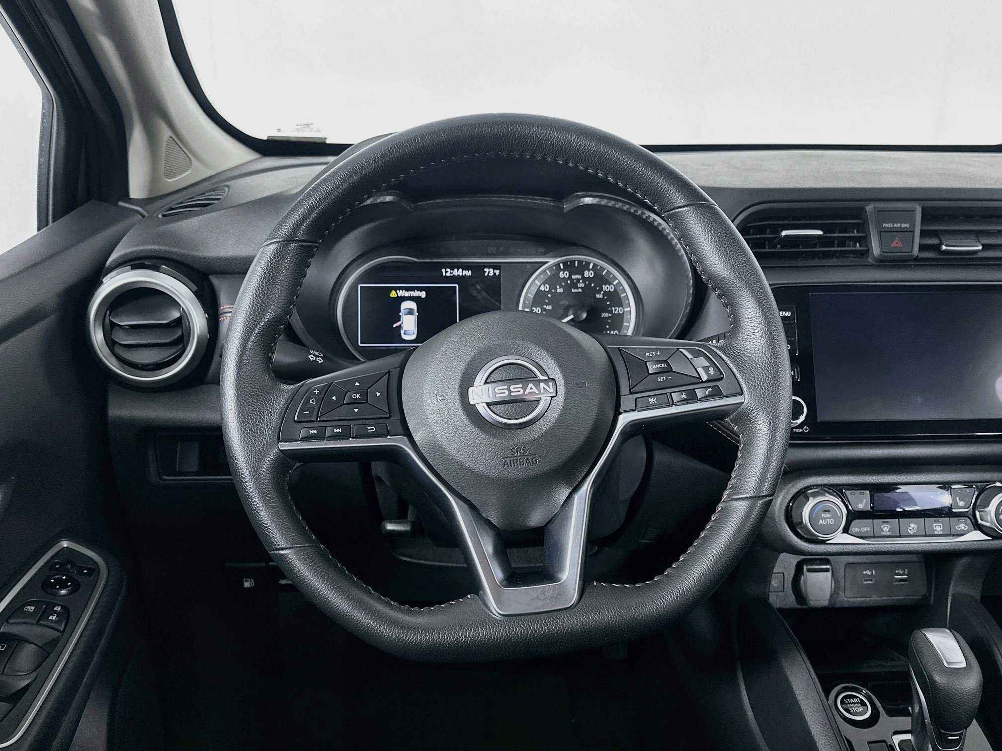 Used 2025 Nissan Versa SR w/ Trunk Package FWD image 18