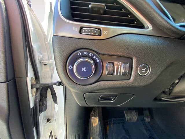 Used 2022 Jeep Cherokee Latitude Lux w/ Mopar Interior Package image 18