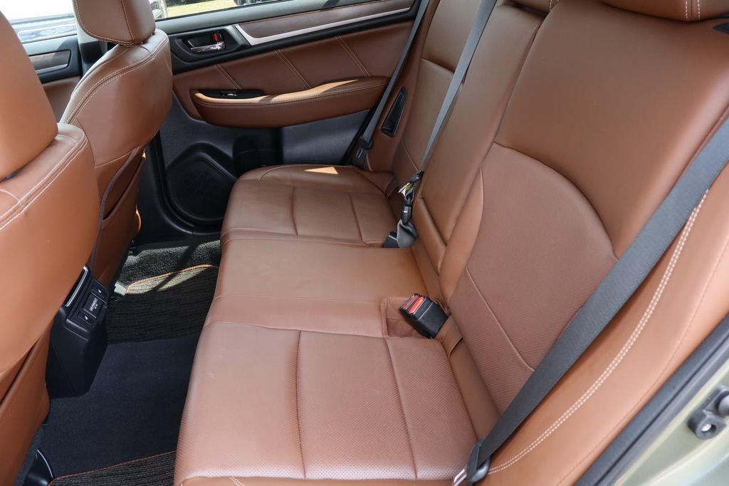 Used 2018 Subaru Outback 2.5i Touring AWD/4WD image 25