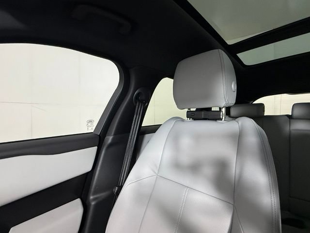 New 2026 Land Rover Range Rover Velar Belgravia AWD/4WD image 17