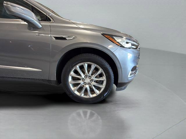 Used 2020 Buick Enclave Premium w/ Surround and Sites Package image 20