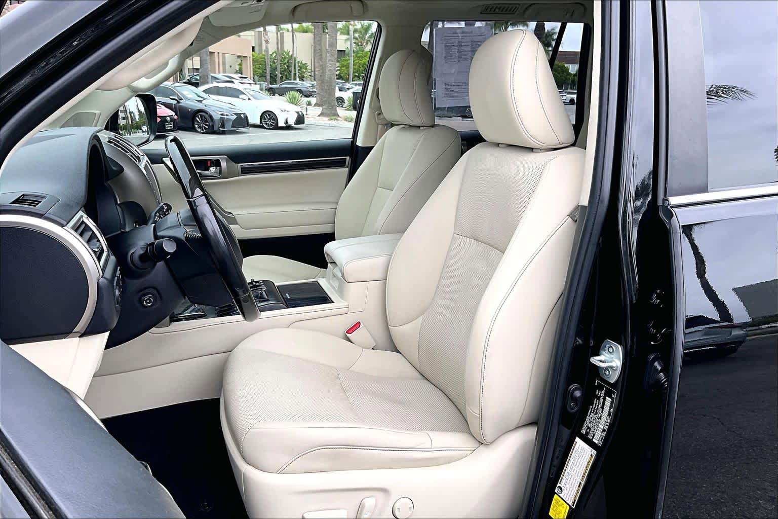 Used 2020 Lexus GX 460 Premium w/ Premium Package AWD/4WD image 7