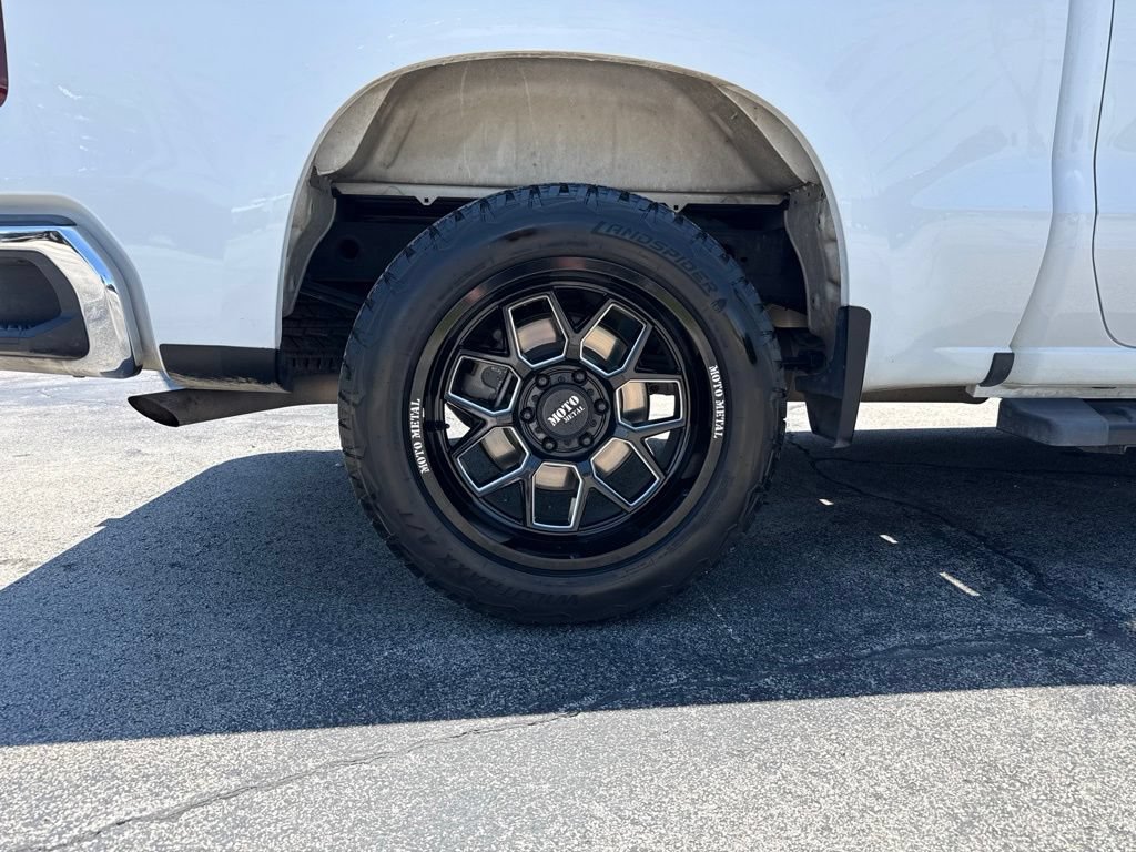 Used 2019 Chevrolet Silverado 1500 LT w/ All-Star Edition RWD image 4