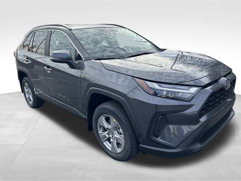 New 2025 Toyota RAV4 XLE image 7