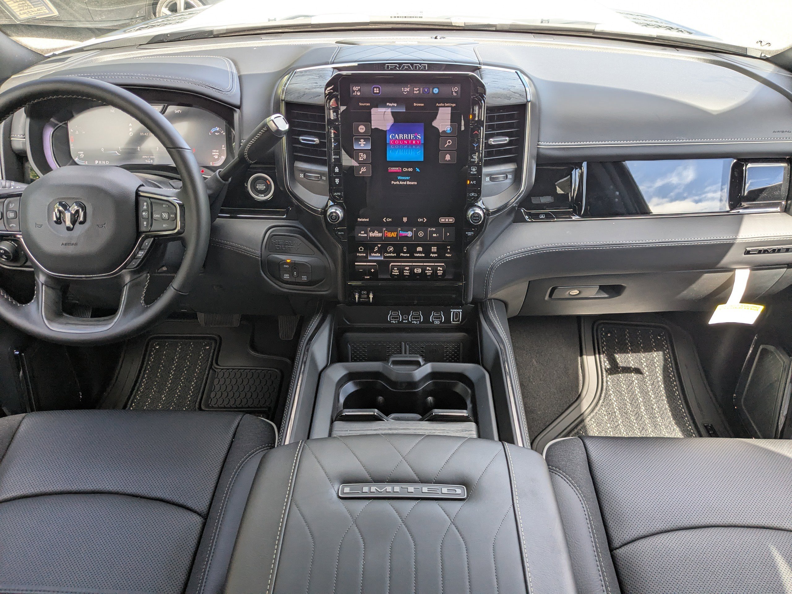 New 2026 RAM 2500 Limited image 14