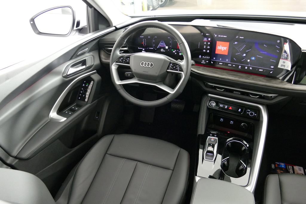 New 2025 Audi Q5 Premium Plus AWD/4WD image 16