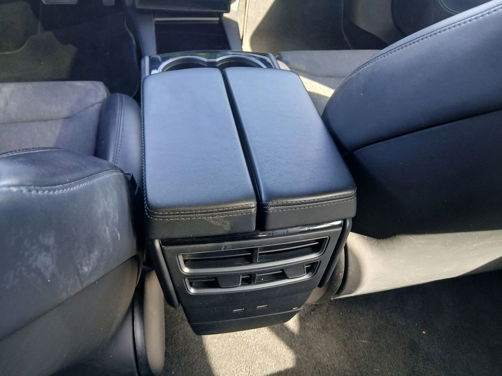 Used 2018 Tesla Model S 75D image 27