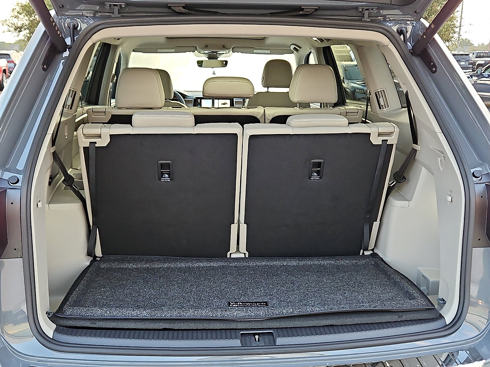 New 2026 Volkswagen Atlas SE image 7