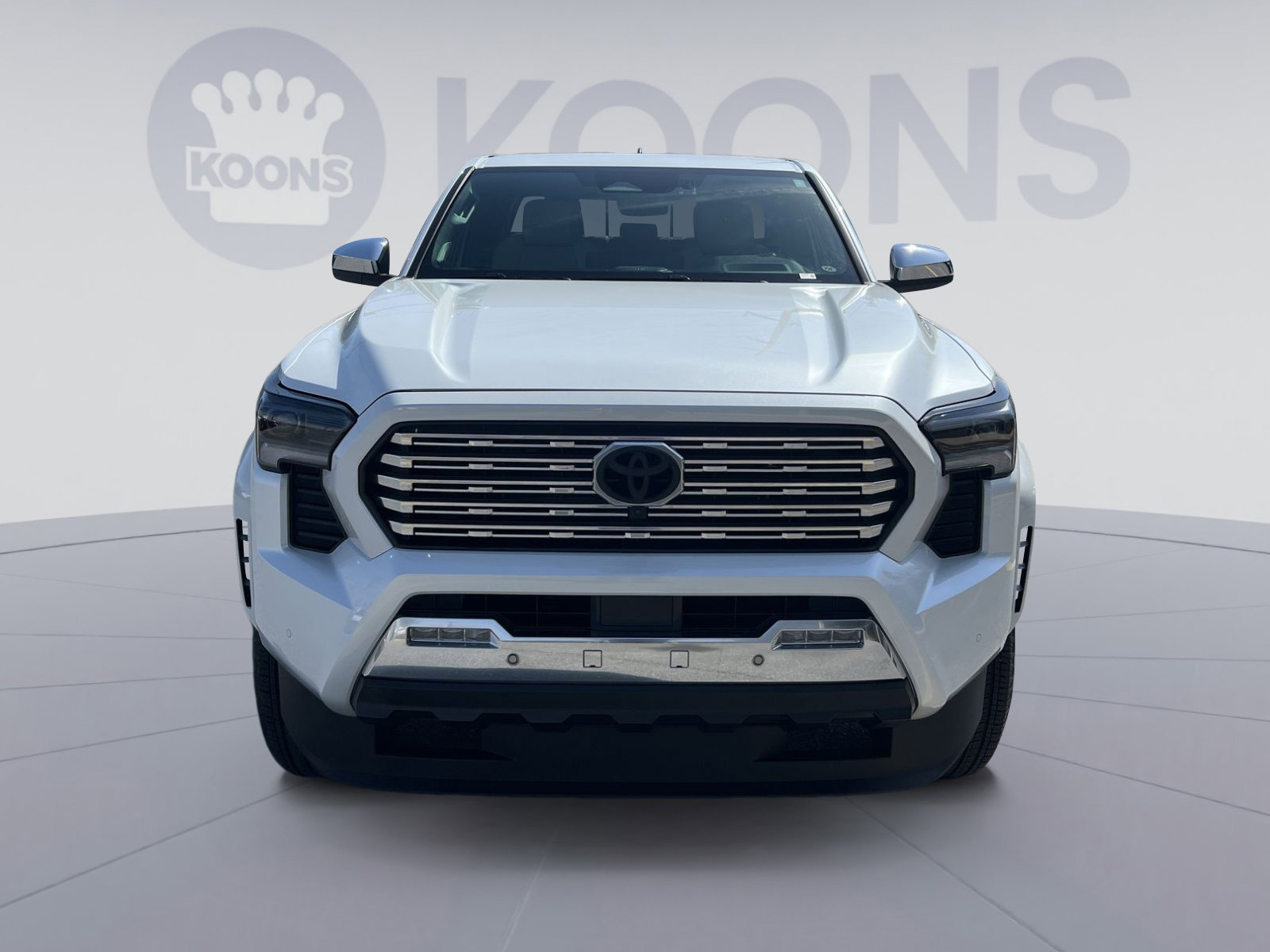 Used 2025 Toyota Tacoma Limited image 11