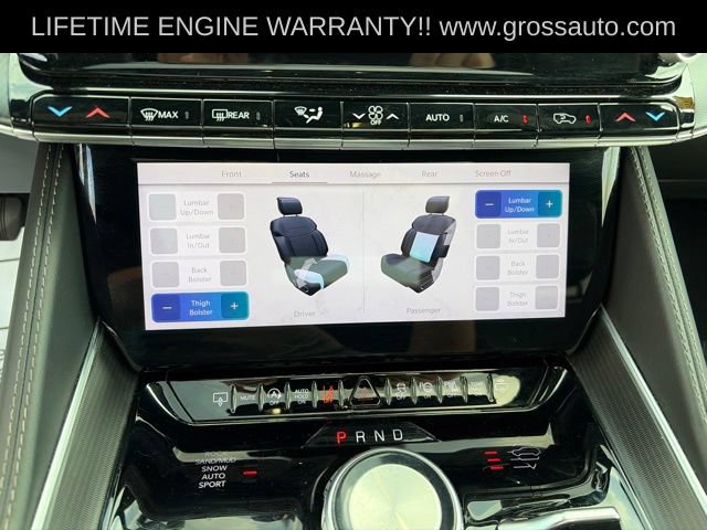 Used 2024 Jeep Grand Wagoneer Series II AWD/4WD image 28