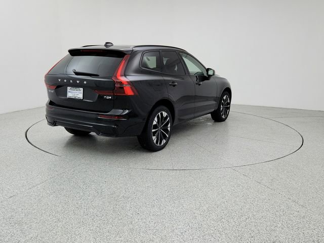 New 2026 Volvo XC60 T8 Plus w/ Climate Package image 5
