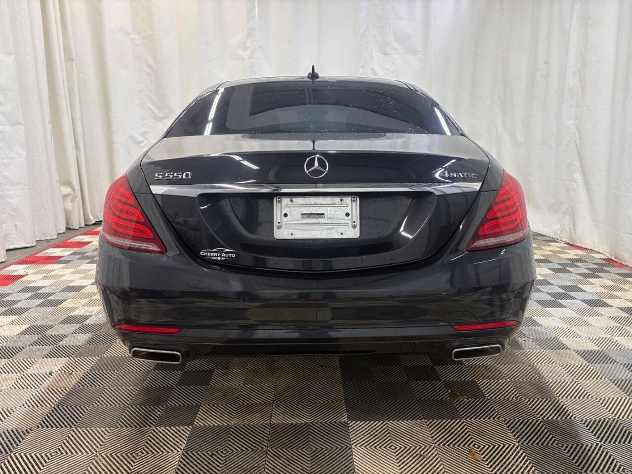 Used 2015 Mercedes-Benz S 550 4MATIC Sedan image 7
