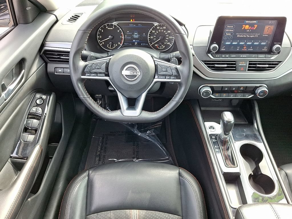 Used 2024 Nissan Altima 2.5 SR FWD image 11