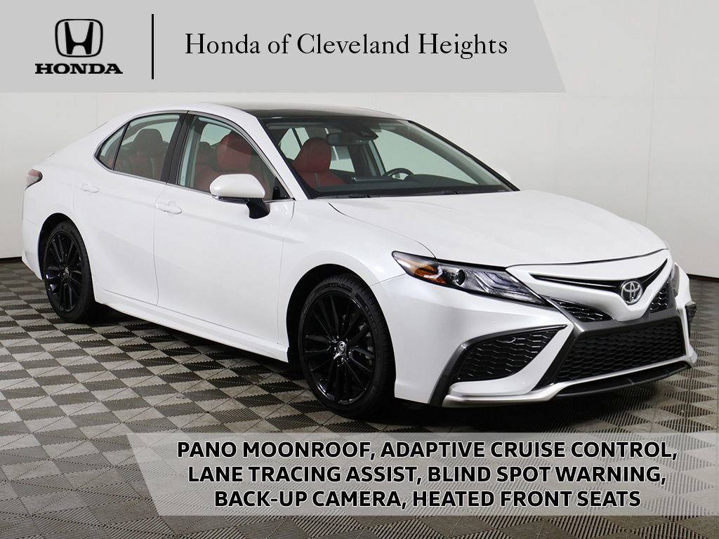 Used 2021 Toyota Camry XSE FWD image 1