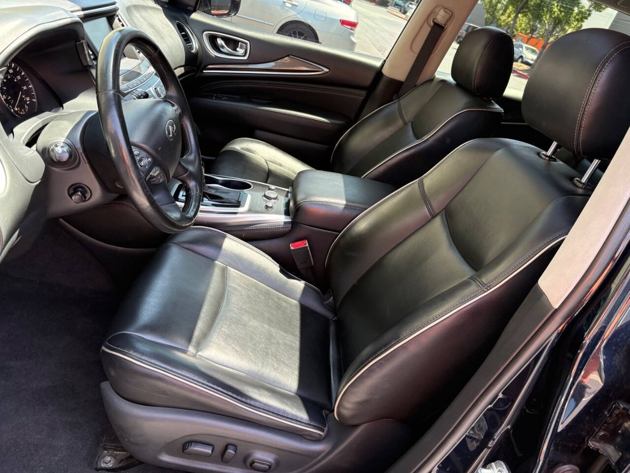 Used 2019 INFINITI QX60 Luxe FWD image 12