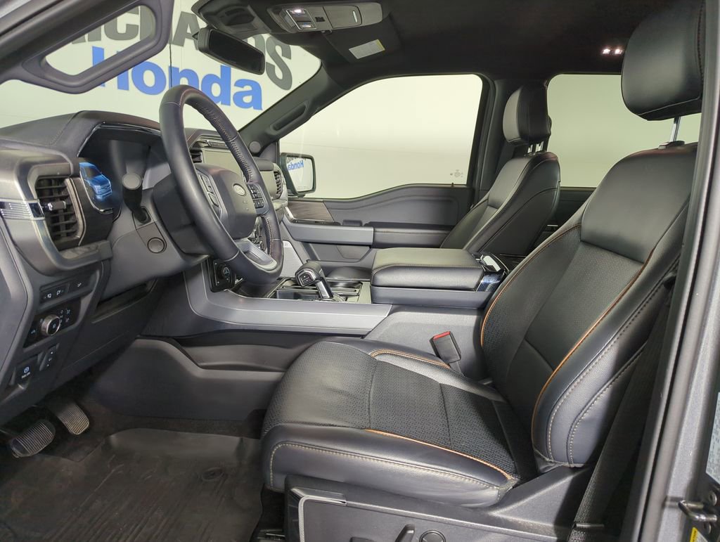 Used 2024 Ford F150 Lariat w/ FX4 Off-Road Package image 7