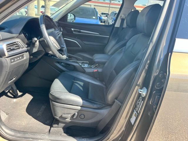 Used 2022 Kia Telluride S FWD image 10