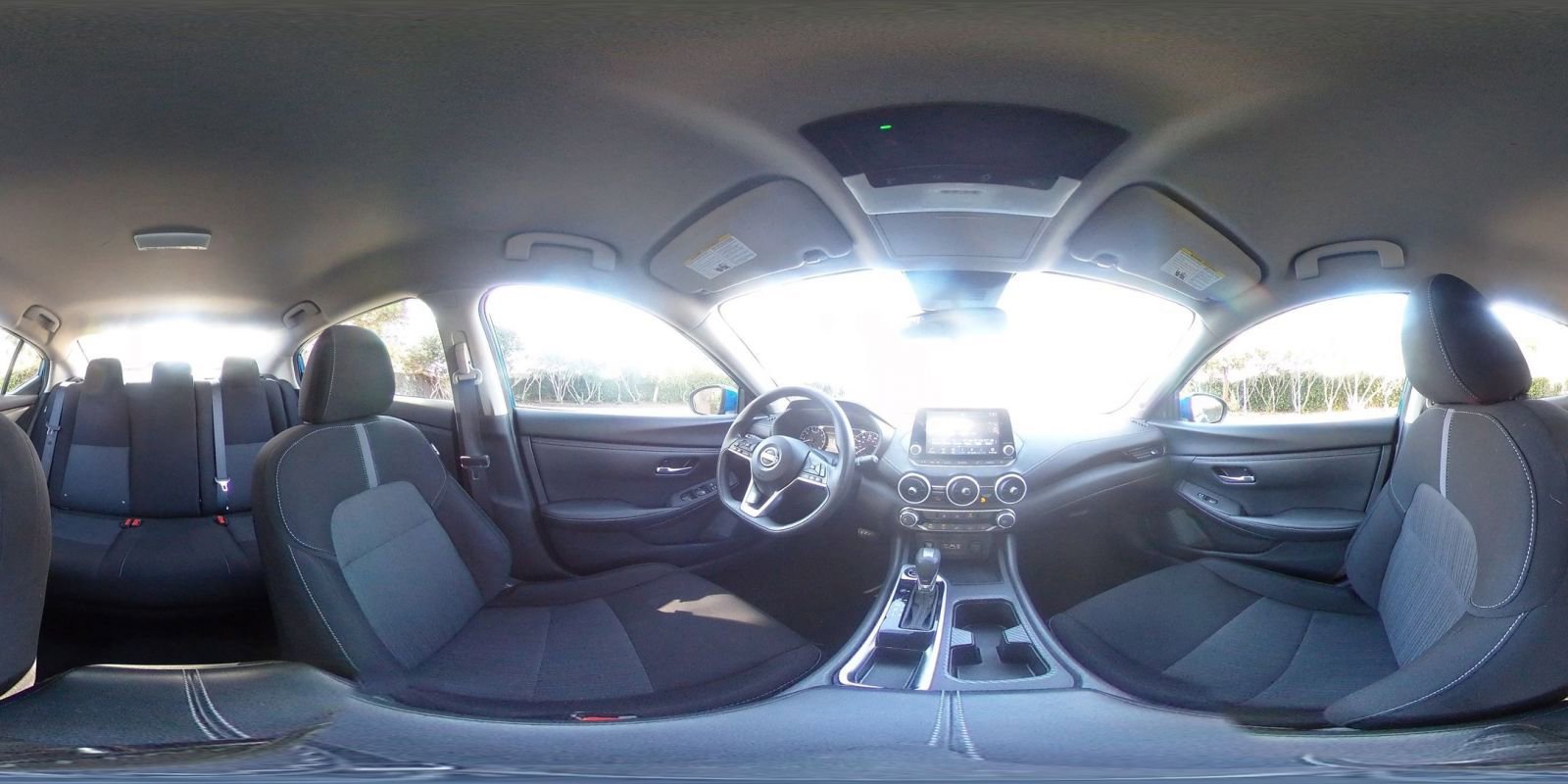 Used 2025 Nissan Sentra SV image 40