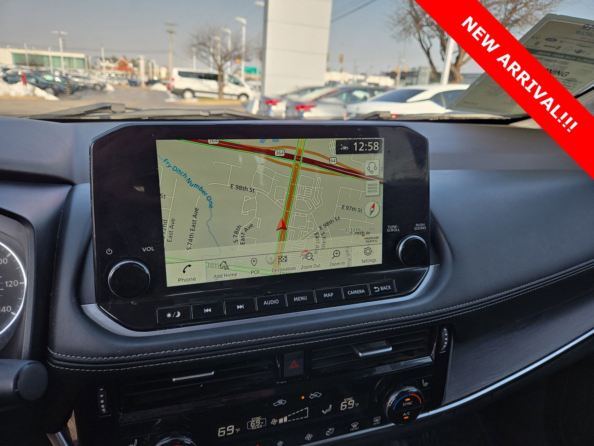 Used 2021 Nissan Rogue SL w/ Premium Package image 24