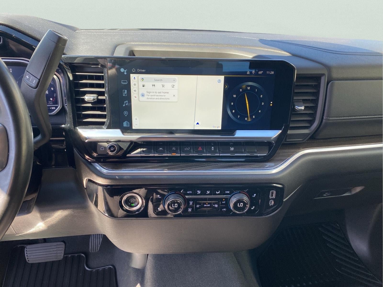 Used 2024 Chevrolet Silverado 1500 LT AWD/4WD image 16
