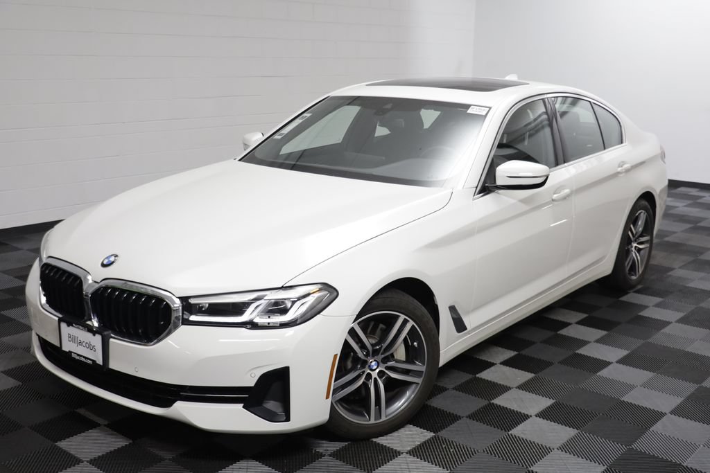 Used 2023 BMW 530i xDrive w/ Convenience Package AWD/4WD image 2
