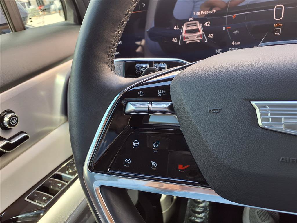 Certified 2026 Cadillac Vistiq Sport AWD/4WD image 26