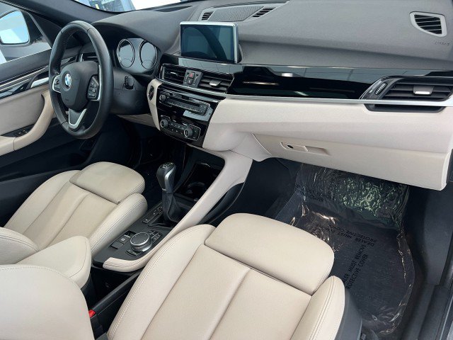 Used 2018 BMW X1 xDrive28i w/ Premium Package AWD/4WD image 16
