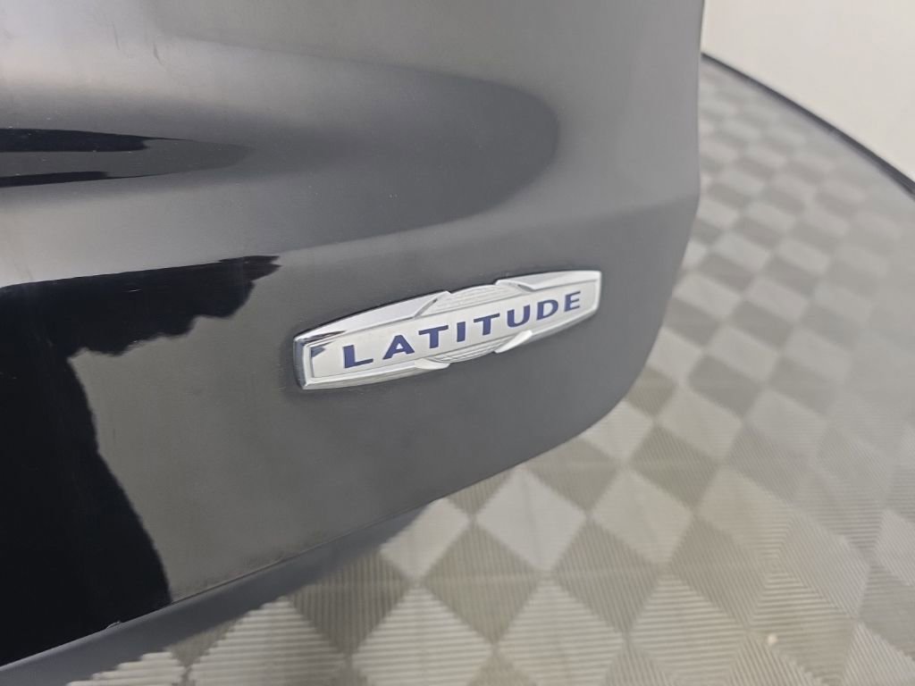 Used 2020 Jeep Compass Latitude AWD/4WD image 27