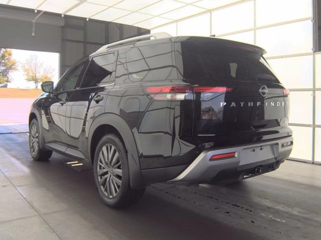 Certified 2025 Nissan Pathfinder SL w/ SL Premium Package FWD image 8