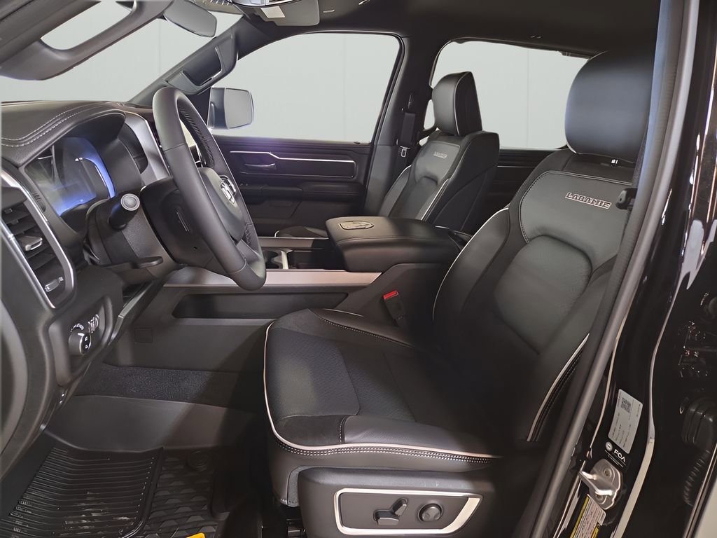 New 2026 RAM 1500 Laramie w/ Night Edition AWD/4WD image 9