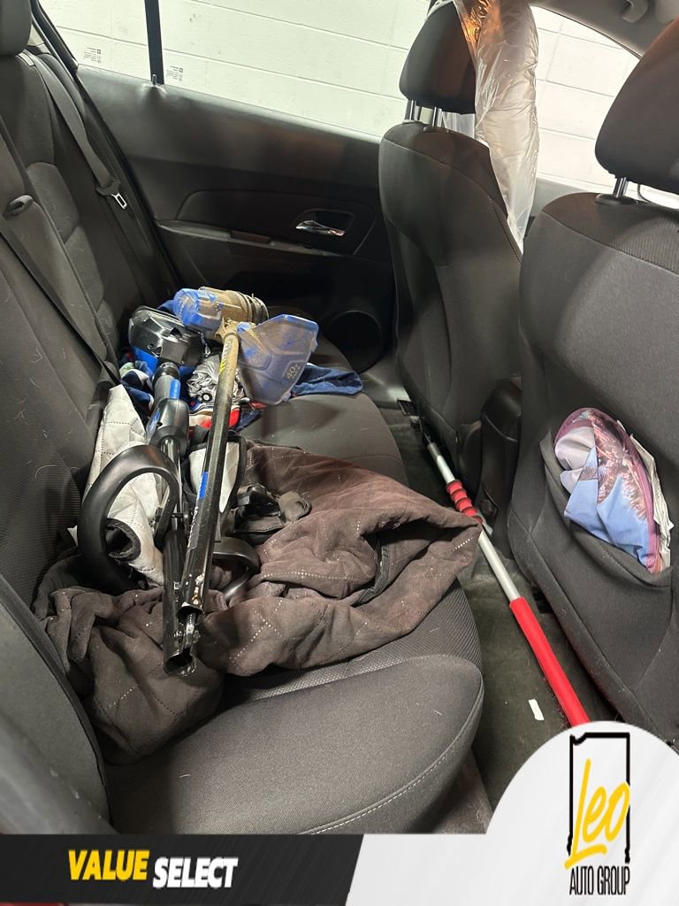 Used 2015 Chevrolet Cruze LT image 8