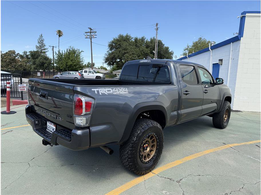 Used 2022 Toyota Tacoma TRD Off-Road w/ Technology Package AWD/4WD image 6