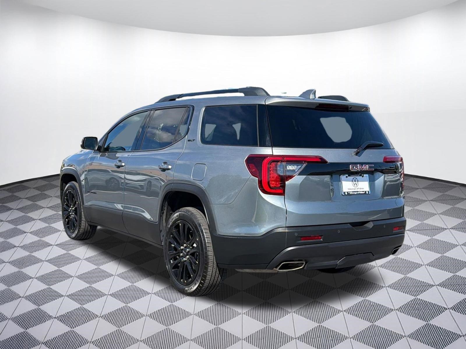 Used 2023 GMC Acadia SLT w/ Elevation Edition AWD/4WD image 3