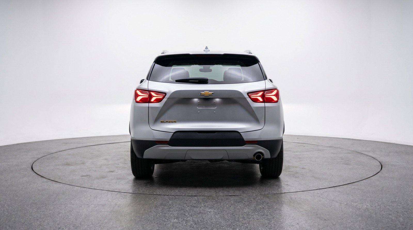 Used 2025 Chevrolet Blazer LT FWD image 7