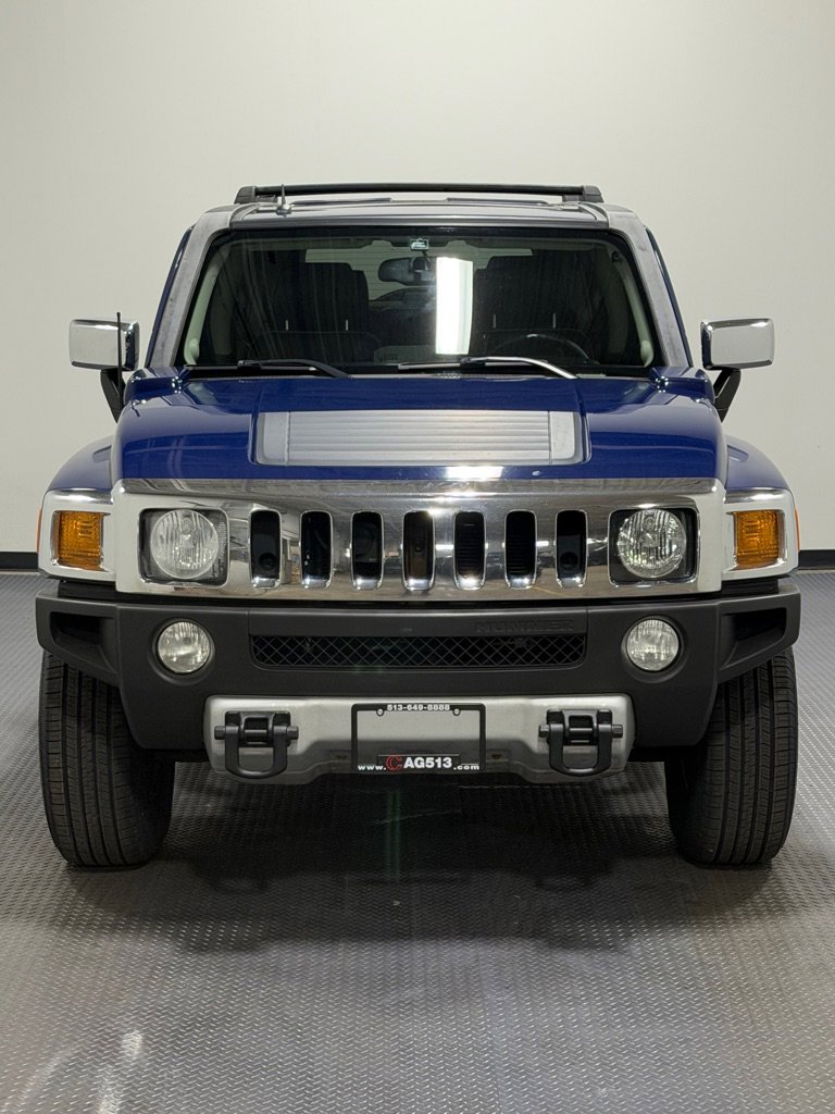 Used 2009 HUMMER H3 Alpha AWD/4WD image 3