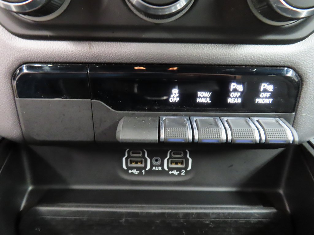 Used 2022 RAM 1500 Big Horn AWD/4WD image 49