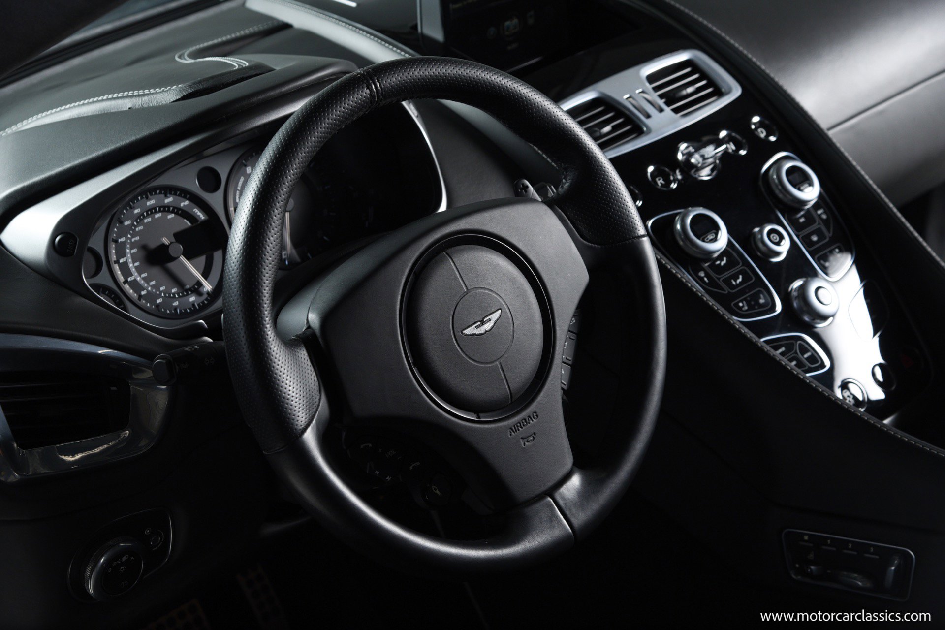 Used 2014 Aston Martin Vanquish Coupe RWD image 23