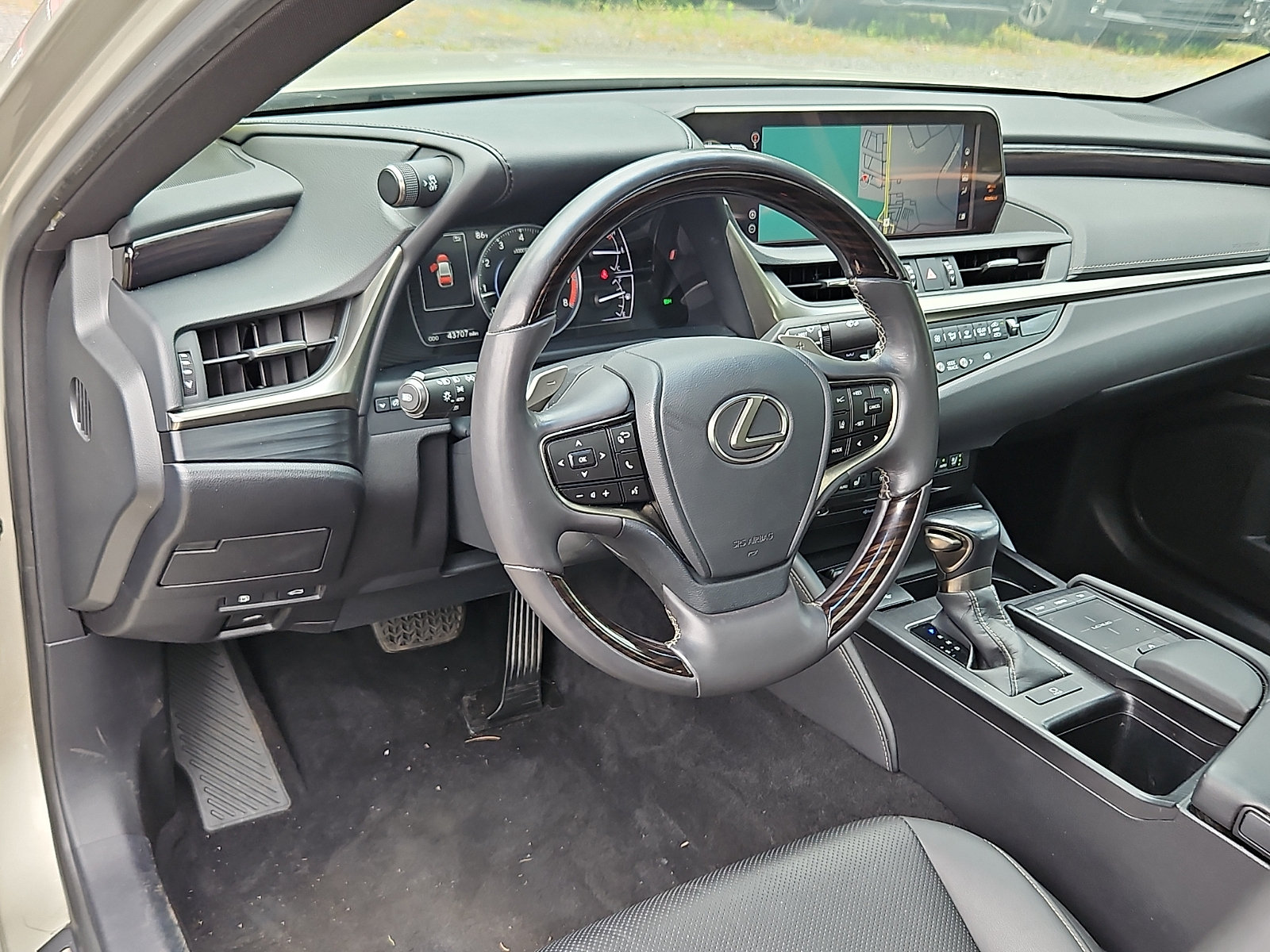 Used 2021 Lexus ES 250 w/ Premium Package AWD/4WD image 26